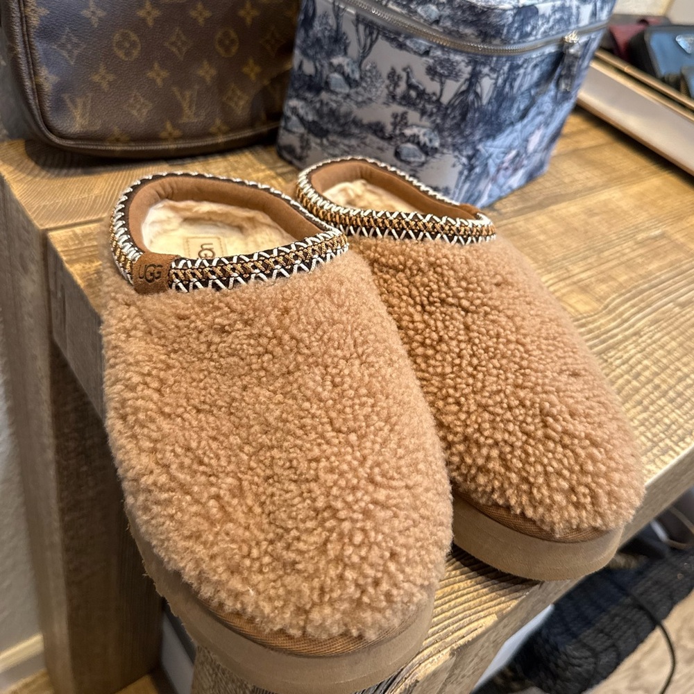UGG Tan Tazz Plush Slippers